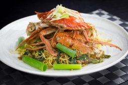 Stir Fry Crabs with XO Sauce and Egg Noodle